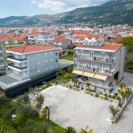 Double Bed With Private Bathroom And Balcony *